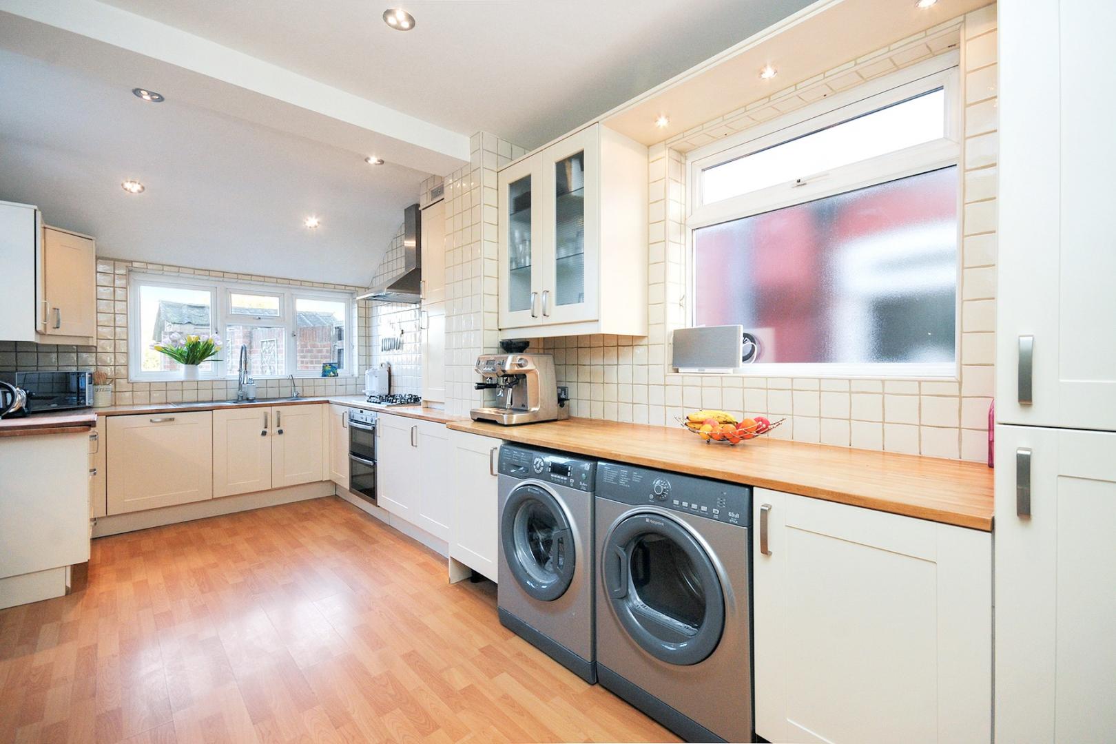 			NEW INSTRUCTION (Private Garden), 4 Bedroom, 1 bath, 1 reception House			 Ashfield Road , EAST ACTON
